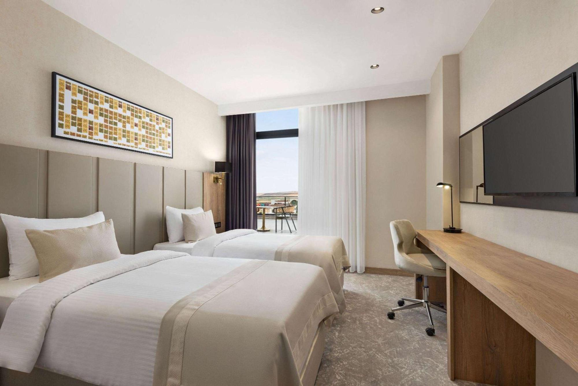 فندق Ramada Plaza By Wyndham بطمان المظهر الخارجي الصورة