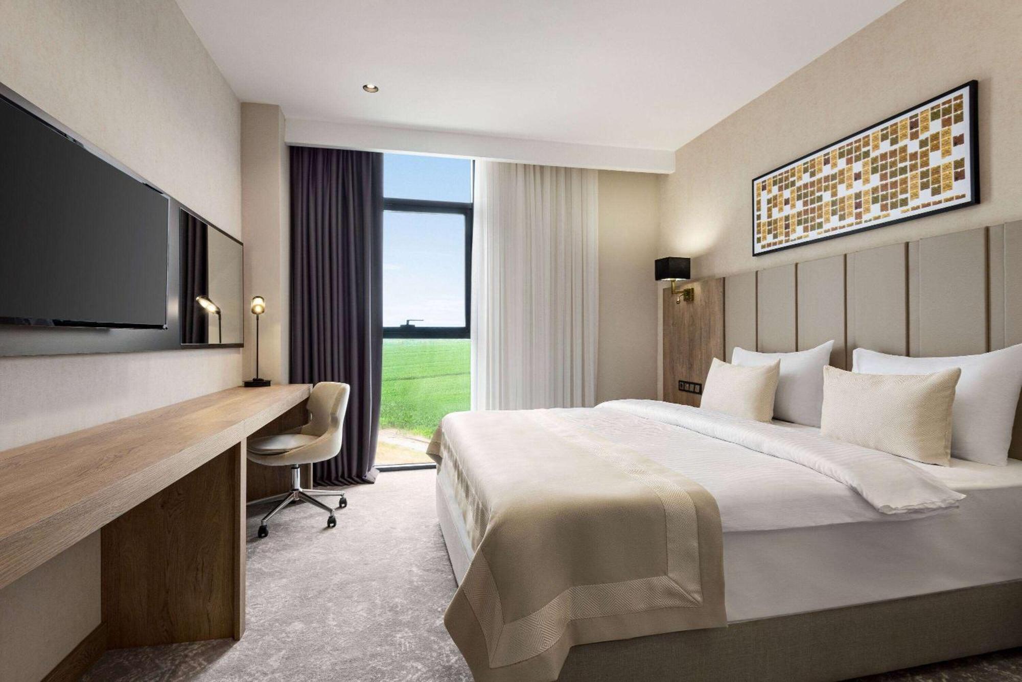 فندق Ramada Plaza By Wyndham بطمان المظهر الخارجي الصورة
