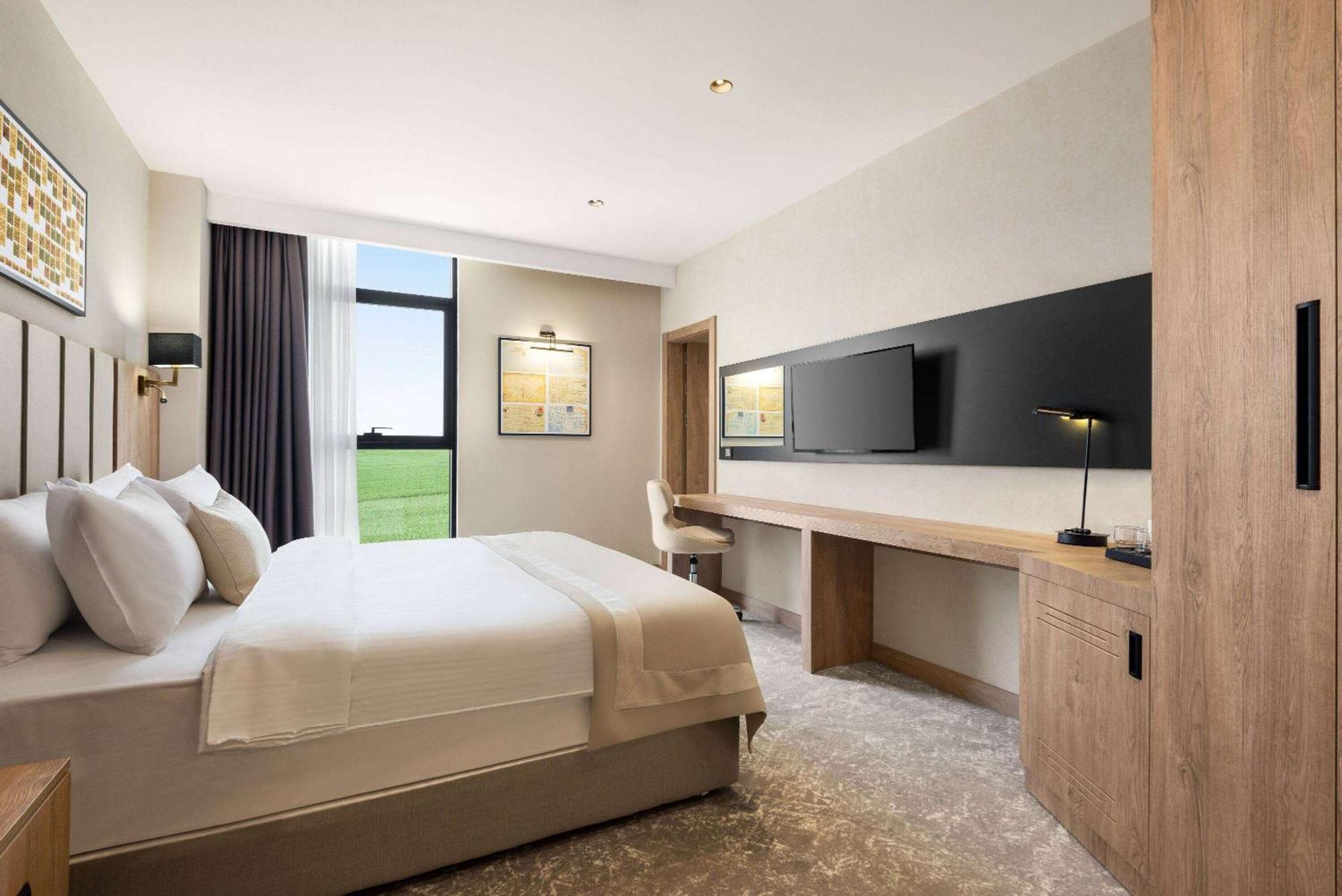 فندق Ramada Plaza By Wyndham بطمان المظهر الخارجي الصورة